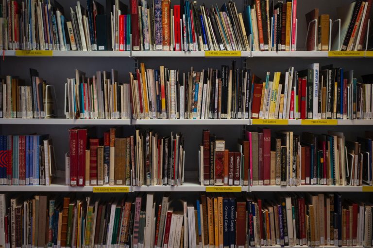 museutextil-biblioteca9